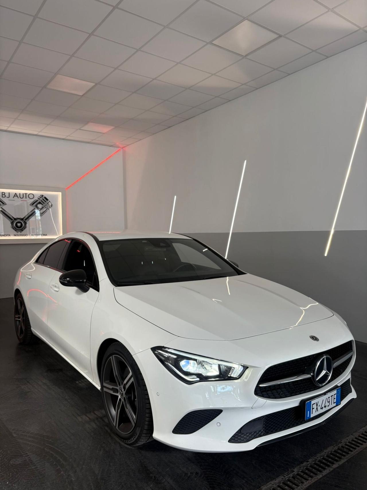Mercedes-benz CLA 200 Automatic Executive