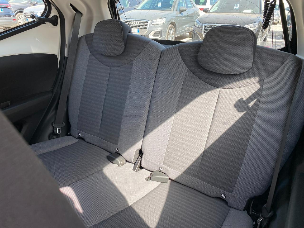 Toyota Aygo 1.0 x-play 72CV 5 porte