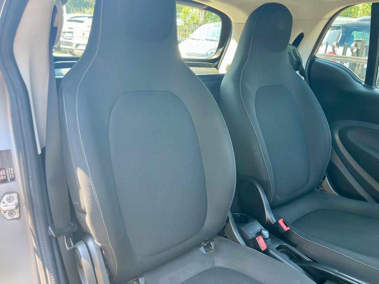Smart ForTwo 70 1.0 twinamic allestimento brabus