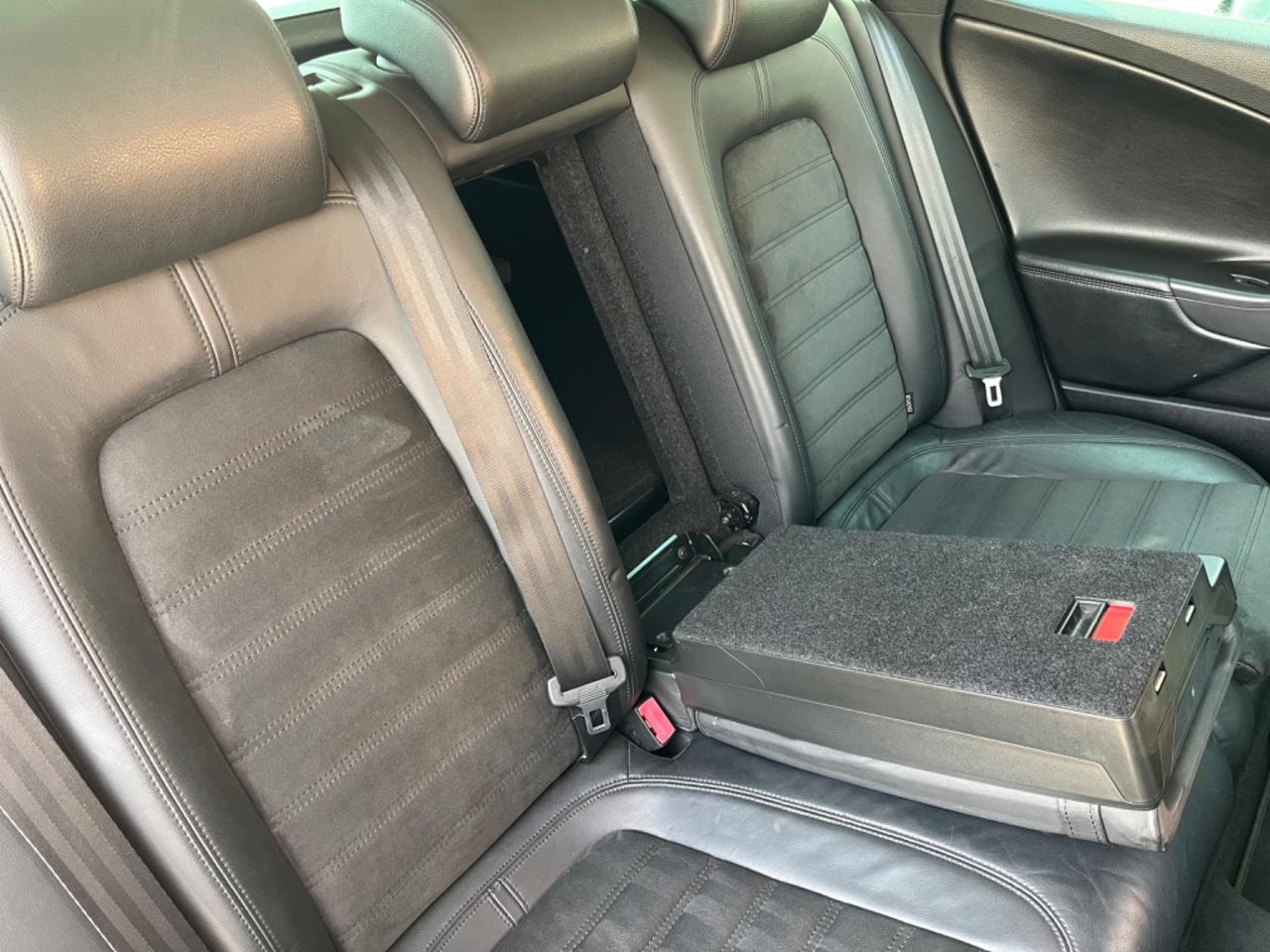 Volkswagen Passat 2.0 TDI DPF Var. Highline