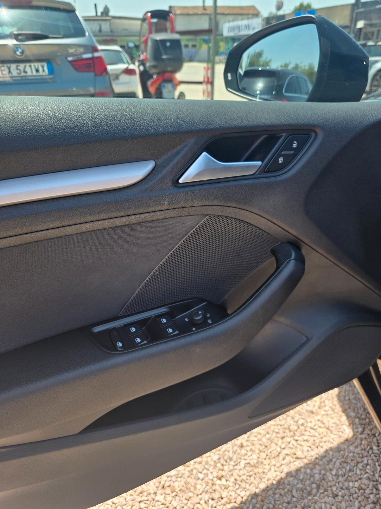 Audi A3 SPB 30 TDI S tronic Business