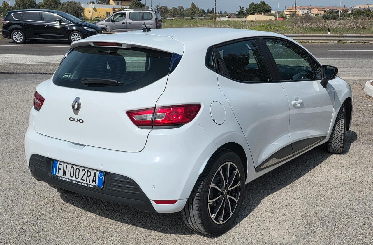 Renault Clio dCi 8V 75 CV 5 porte Duel2