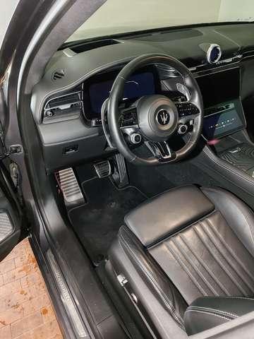 Maserati Grecale MHEV 330cv Modena Auto + Tetto + R22