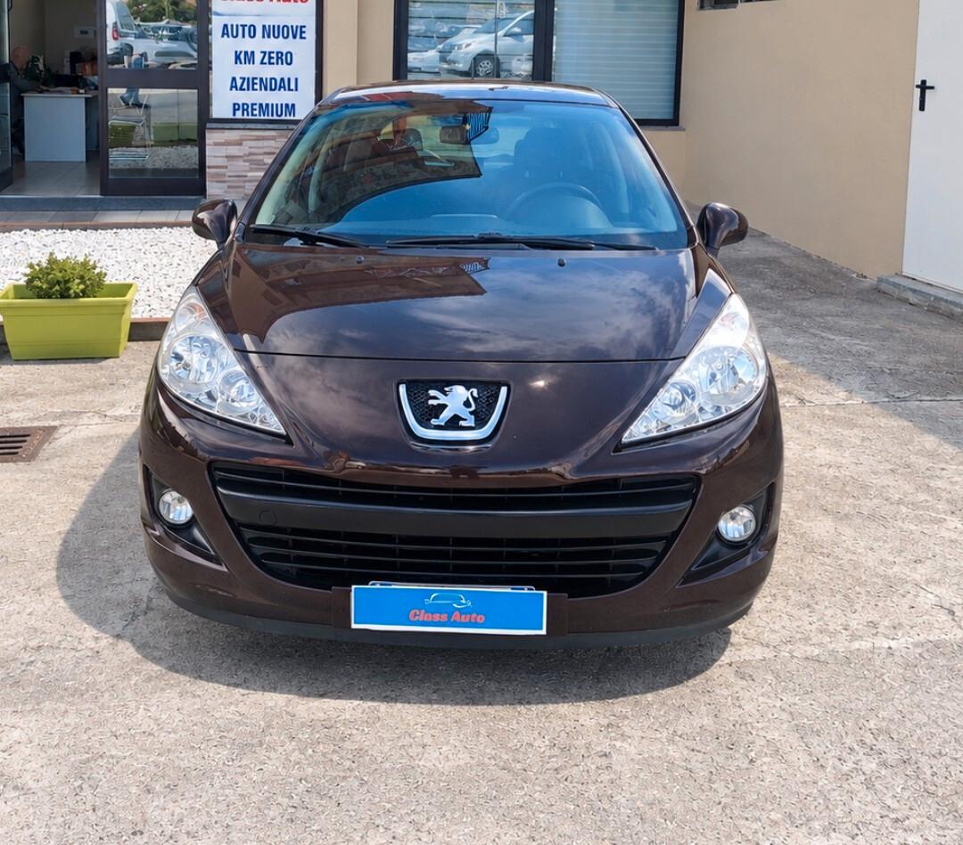Peugeot 207 1.4 HDi 70CV 5p. Active