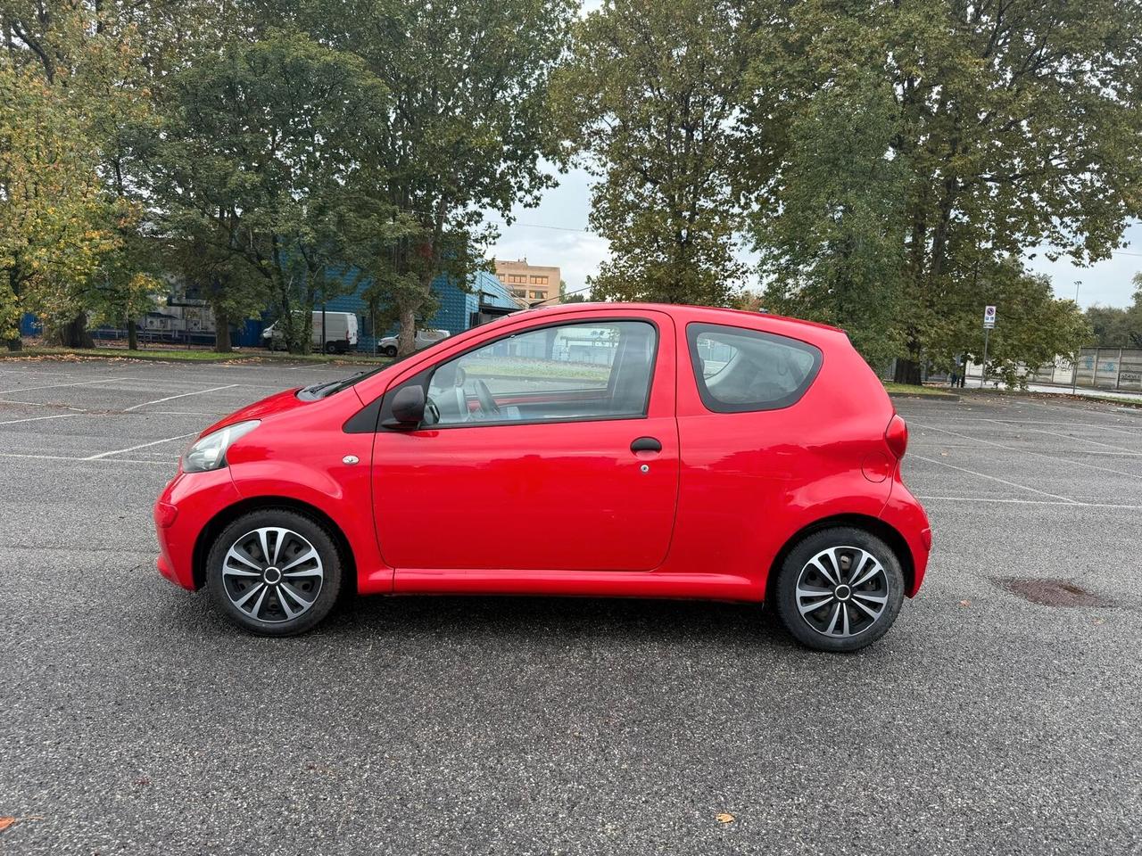 Toyota Aygo 1.0 12V VVT-i 3 porte Sol