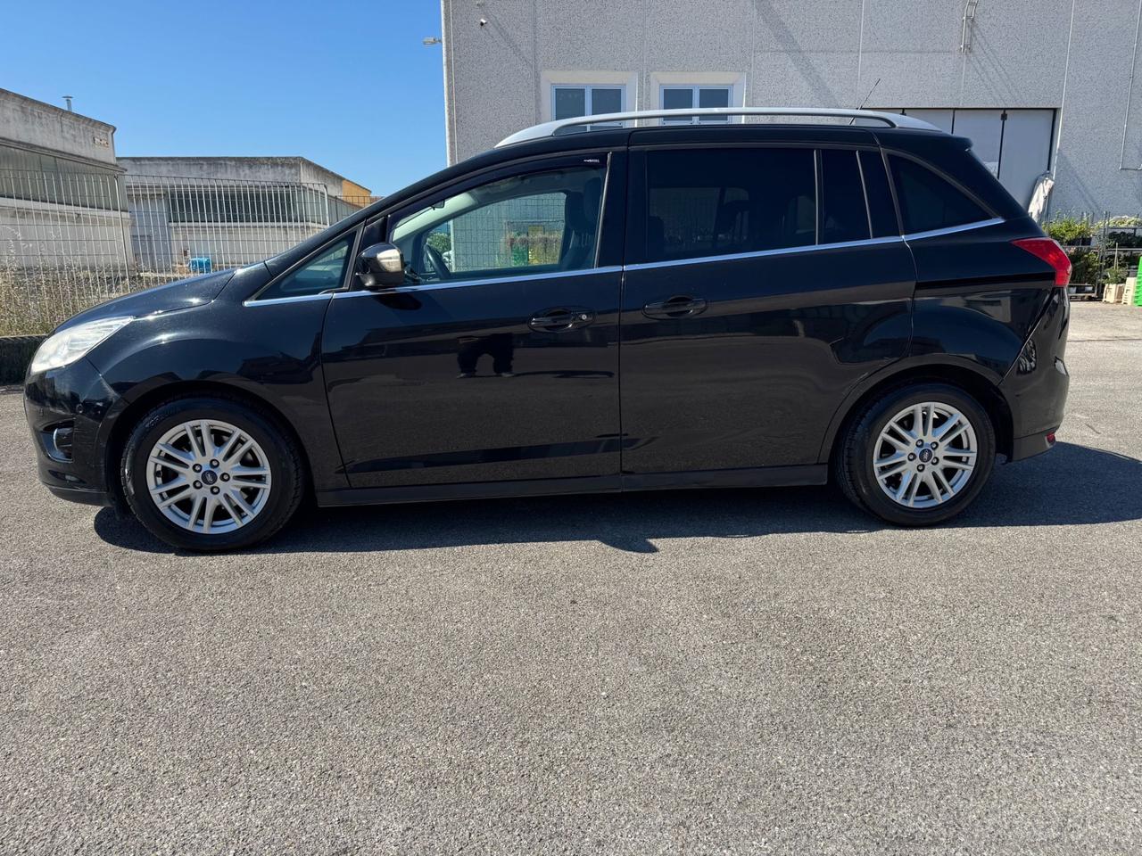 Ford C-Max 7 posti TDCi Titanium