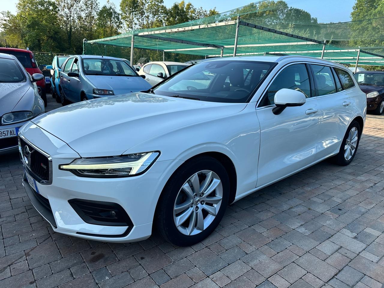 Volvo V60 D4 Geartronic R-design