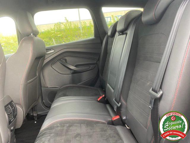 FORD Kuga 1.5 TDCI 120CV S&S 2WD Powershift ST-Line Business
