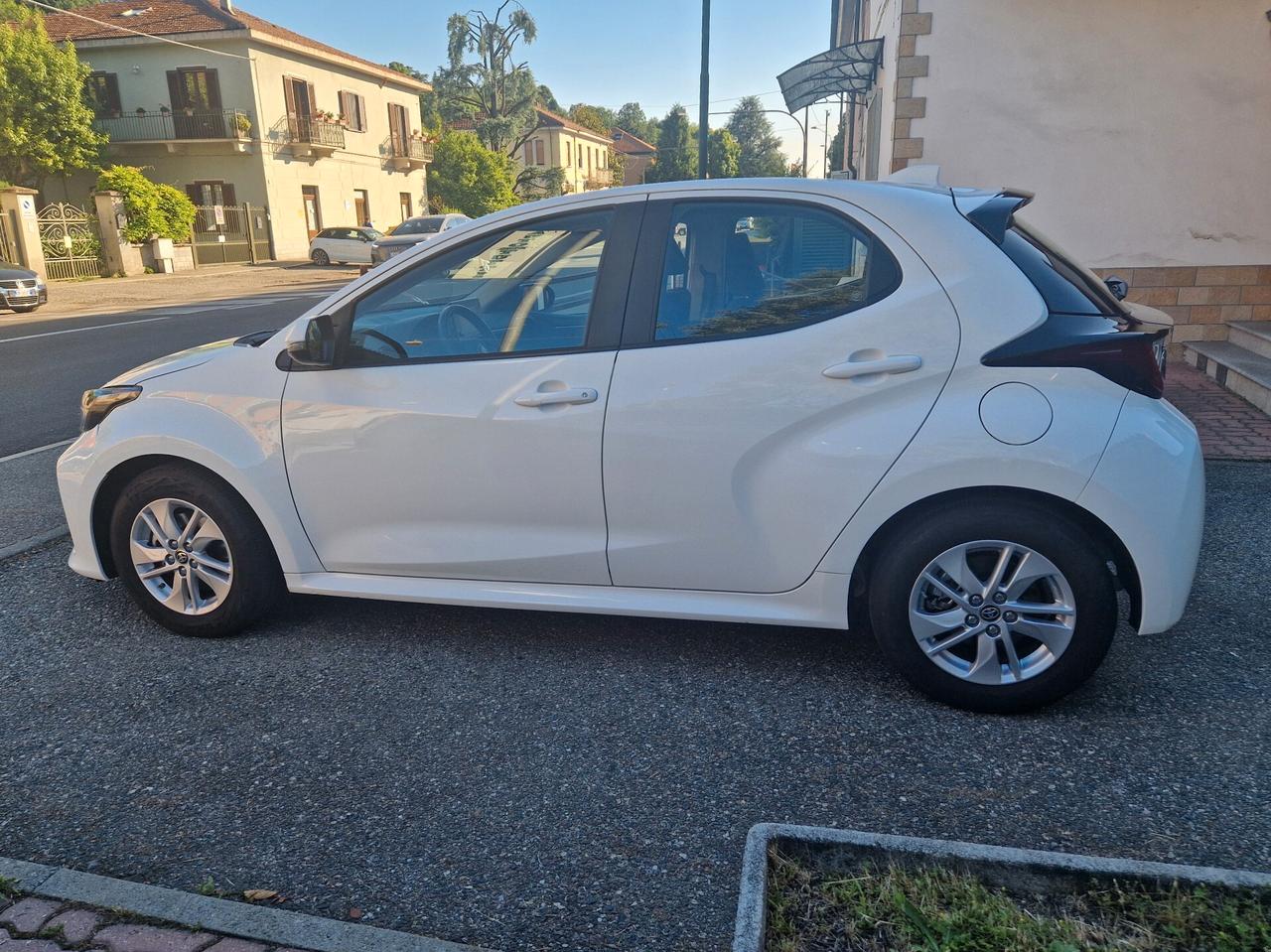 Toyota Yaris Hybrid 1.5 92CV, Carplay, Telecamera, Cruise, ADAS