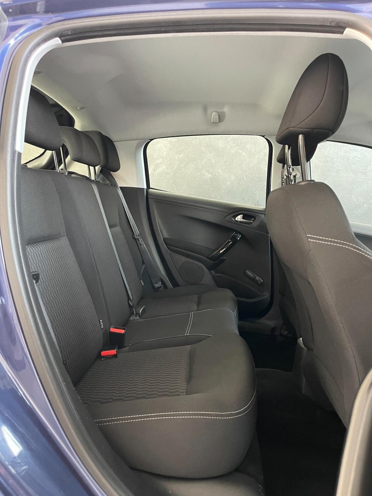 Peugeot 208 BlueHDi 75CV 5 porte Allure