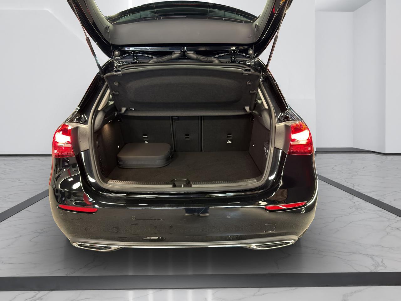 Mercedes A 250 e Plug-In-Hybrid Progressive Advanced Speedshift DCT AMG 8G