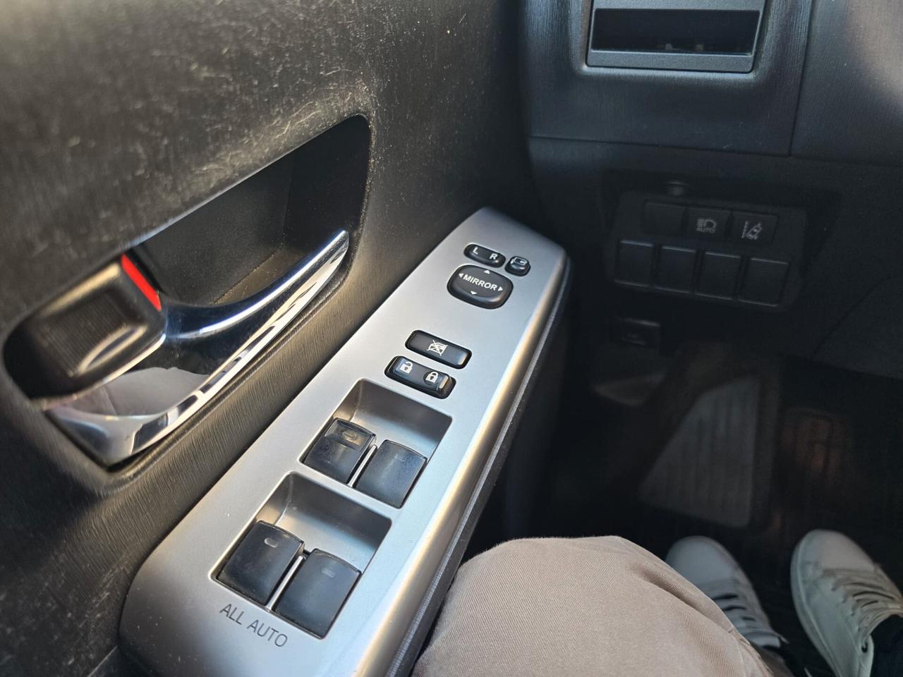 Toyota Prius Prius+ 1.8 Active