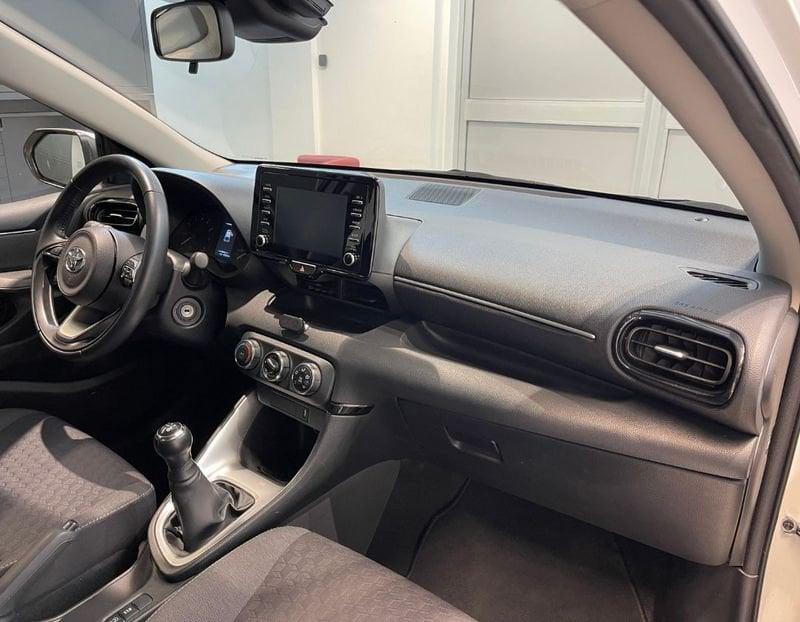 Toyota Yaris 1.0 5 porte Active