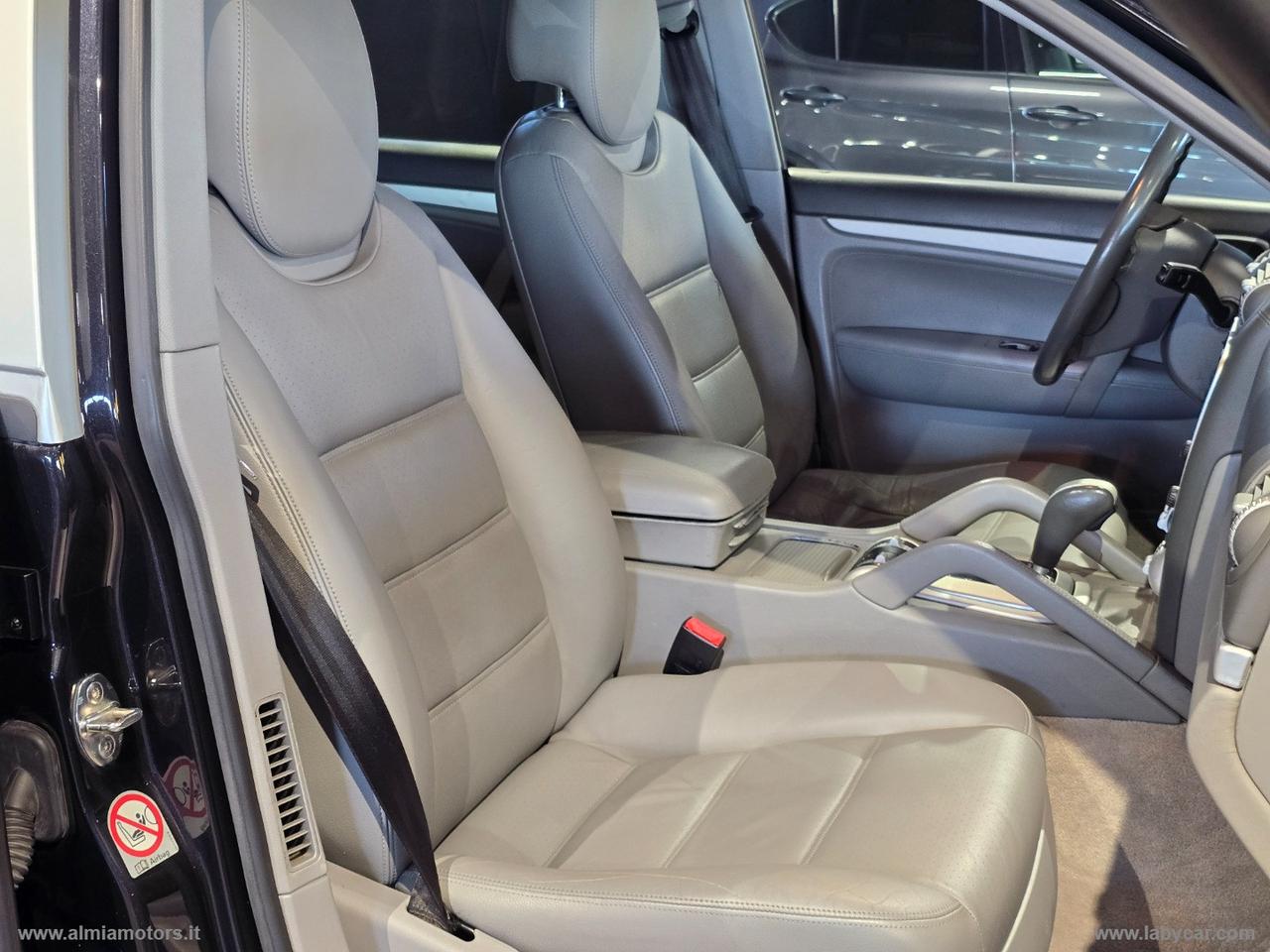PORSCHE Cayenne S
