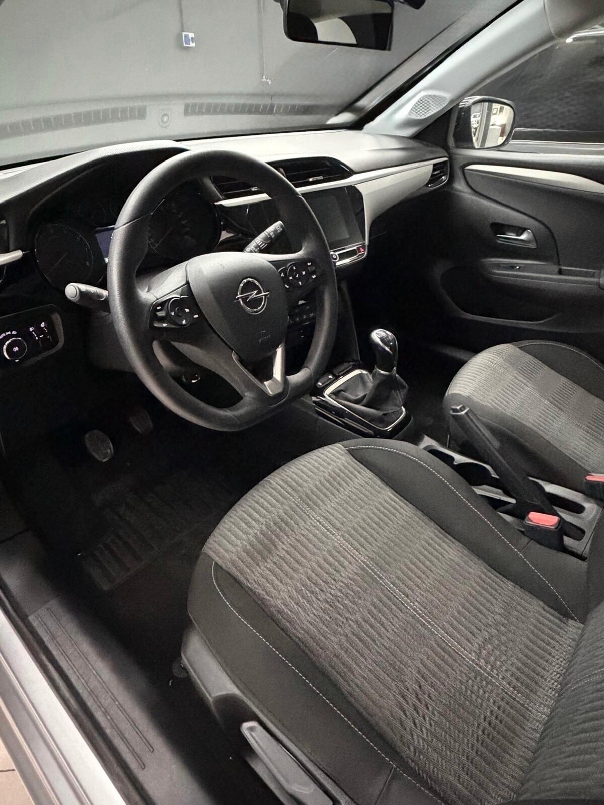 Opel Corsa 1.2 Edition OK NEOPATENTATI