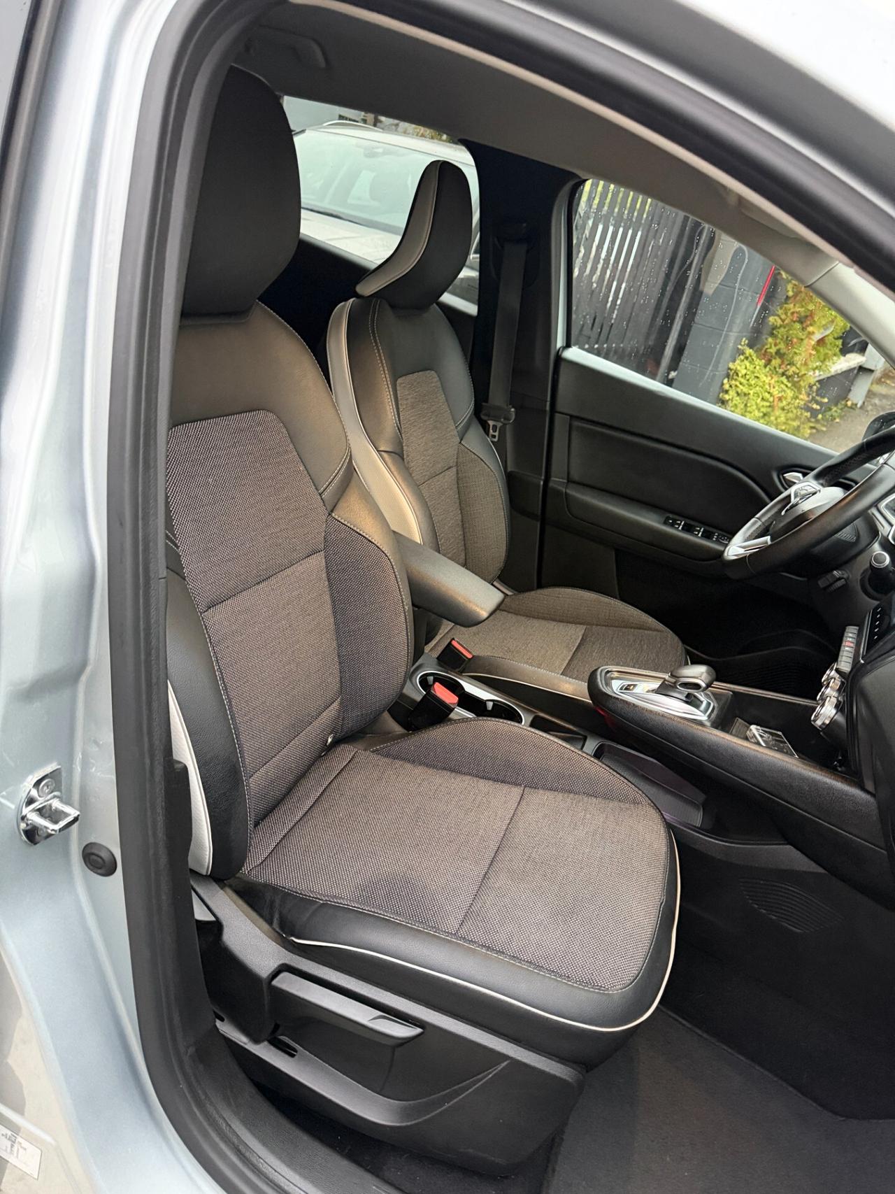 Renault Captur Plug-in Hybrid E-Tech 160 CV