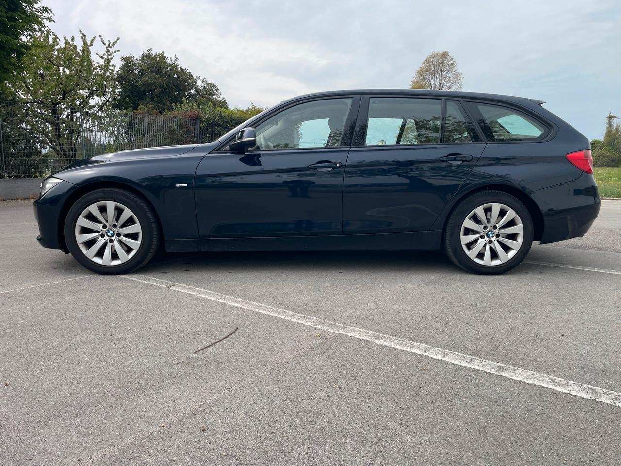 Bmw 330 330dA xDrive Touring Modern