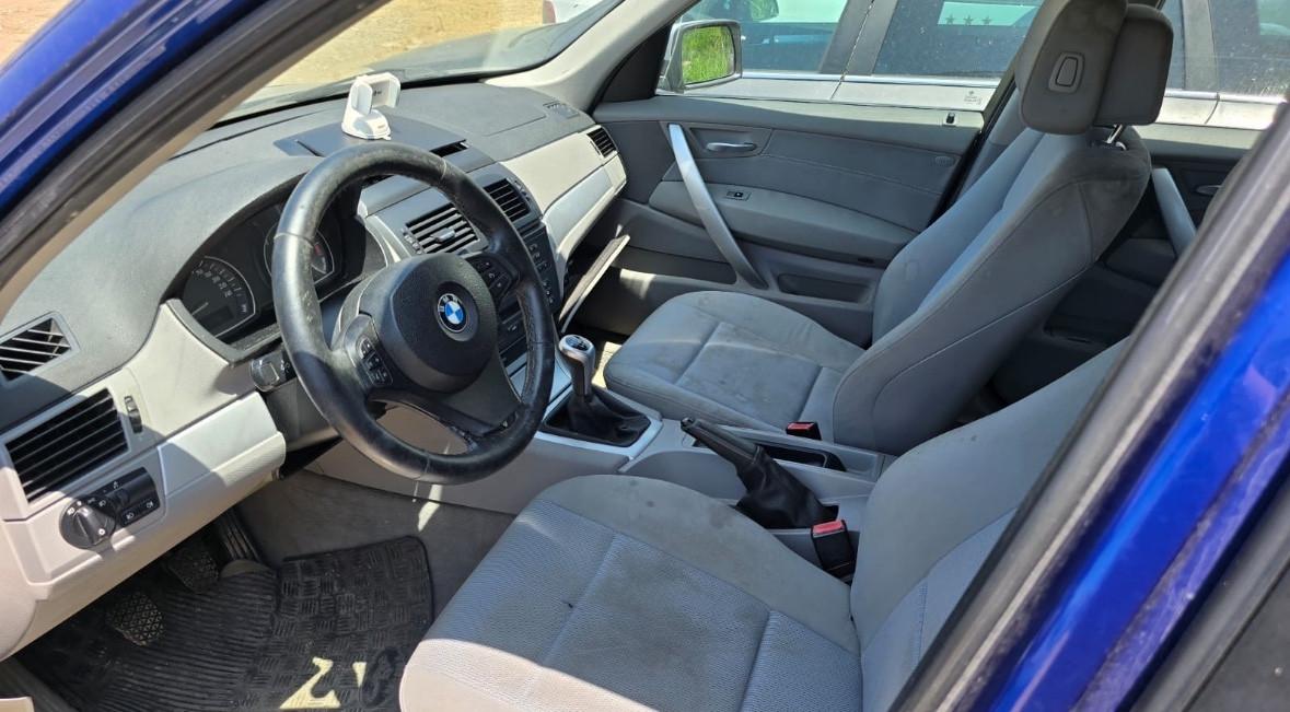 Bmw X3 2.0d cat Futura