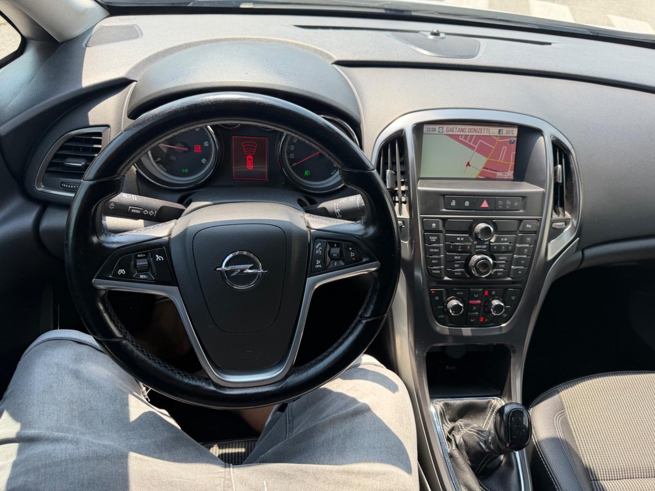 Opel Astra 1.3 CDTI 95CV S&S Sports Tourer Cosmo
