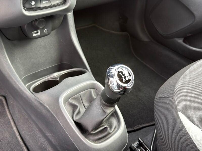 Toyota Aygo Aygo Connect 1.0 VVT-i 72 CV 5 porte x-fun