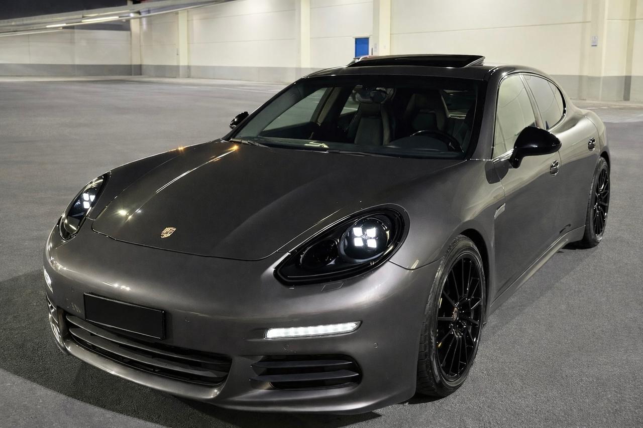 Porsche Panamera 3.0 Diesel 300cv IPERFULL Edition