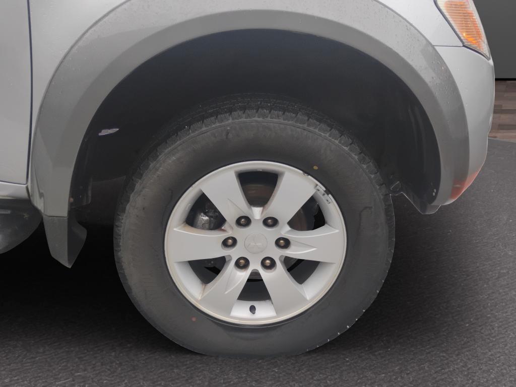 MITSUBISHI L 200 INTENSE CLUB CLAB 4WD.