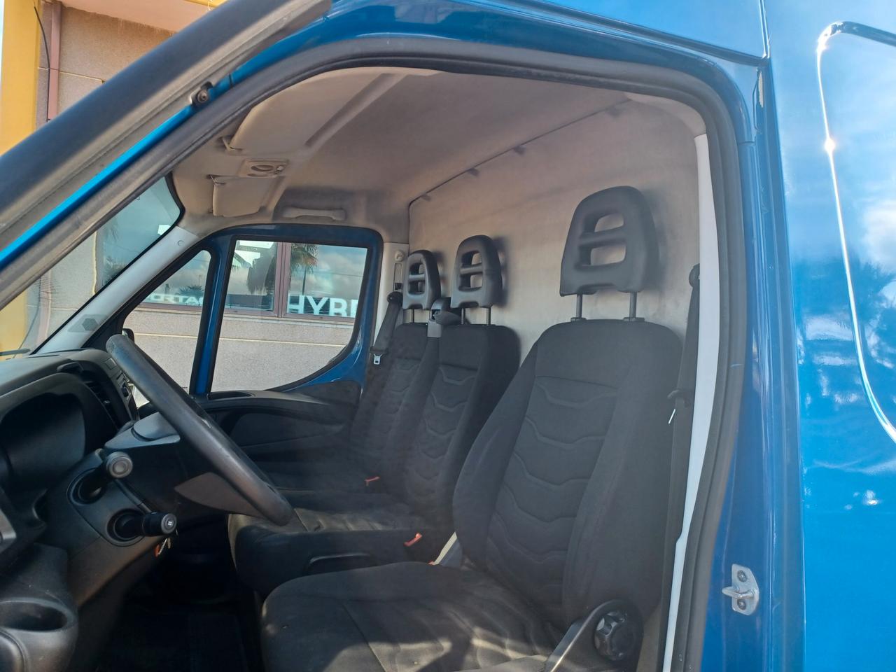 Iveco New Daily 2.3 35S13 .