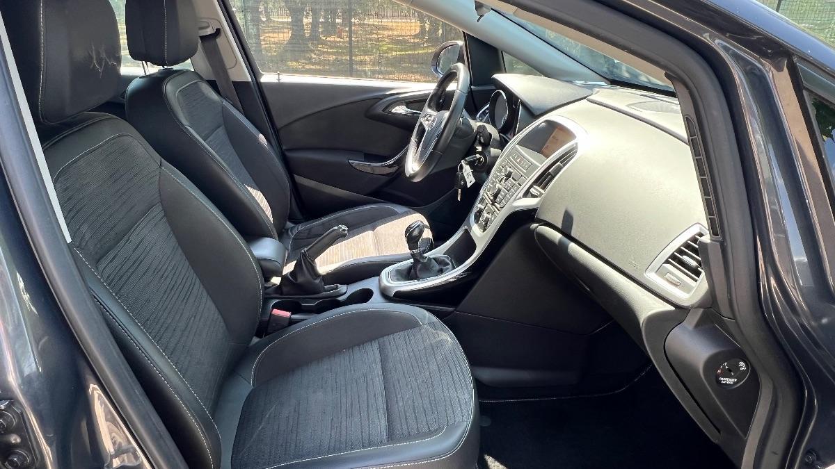 OPEL - Astra Station Wagon Sports Tourer 1.6 cdti Cosmo s&s 110cv
