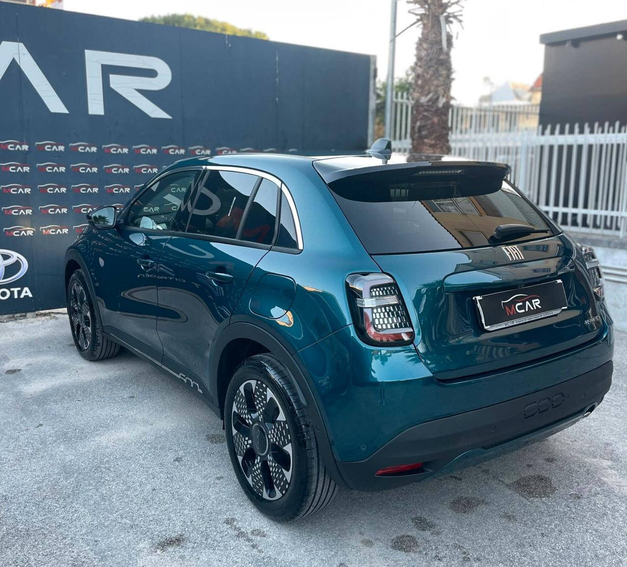 Fiat 600 Hybrid 110 CV DCT MHEV La Prima