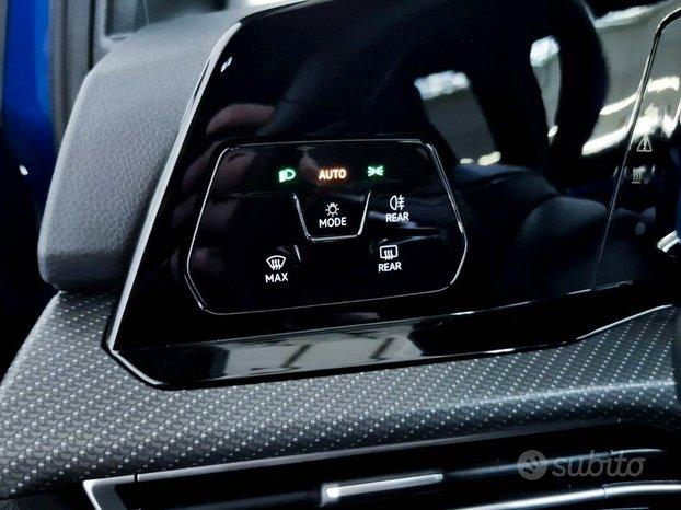 Volkswagen Golf 1.5 etsi evo R-Line 130cv dsg