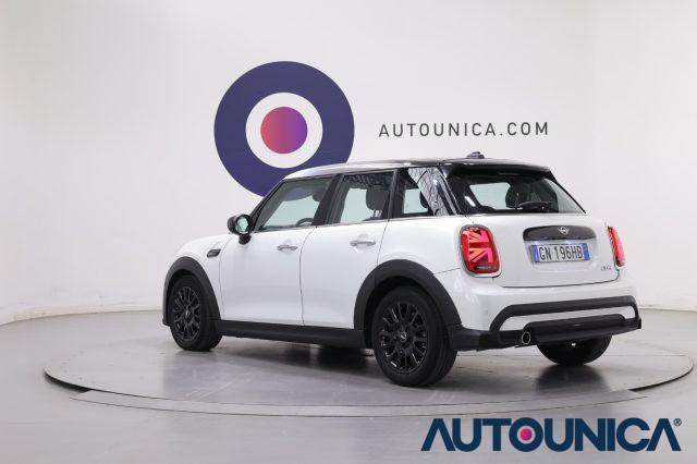 MINI Cooper 1.5 COOPER CAMDEN 5PORTE AUTOMATICA TETTO PANORAMA