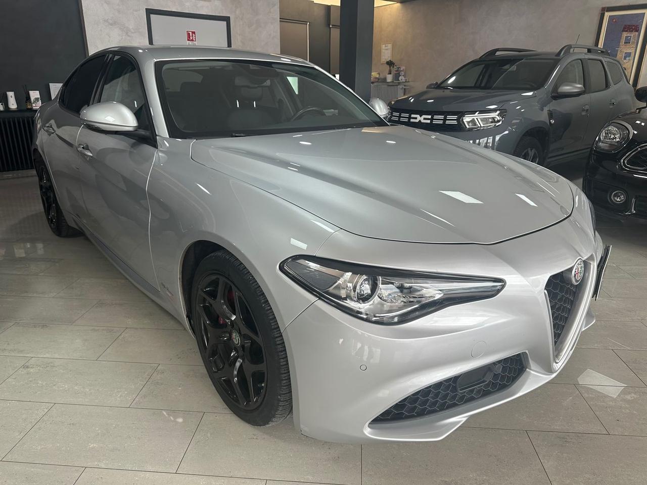 Alfa Romeo Giulia Executive 2.2 #6808