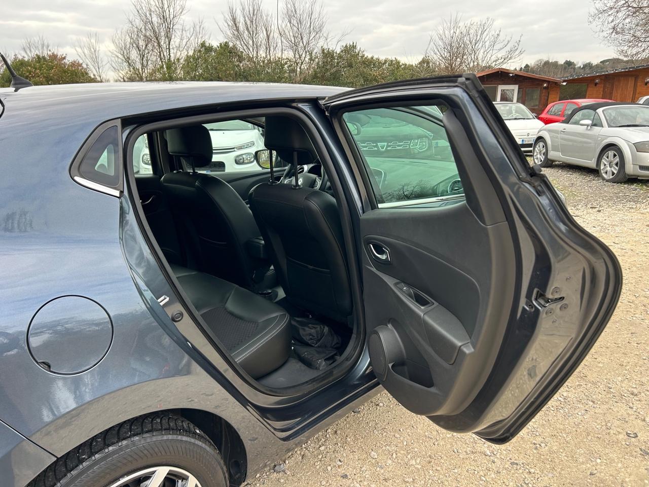 Renault Clio TCe 12V 90 CV GPL 5 porte Duel neopatentati rate