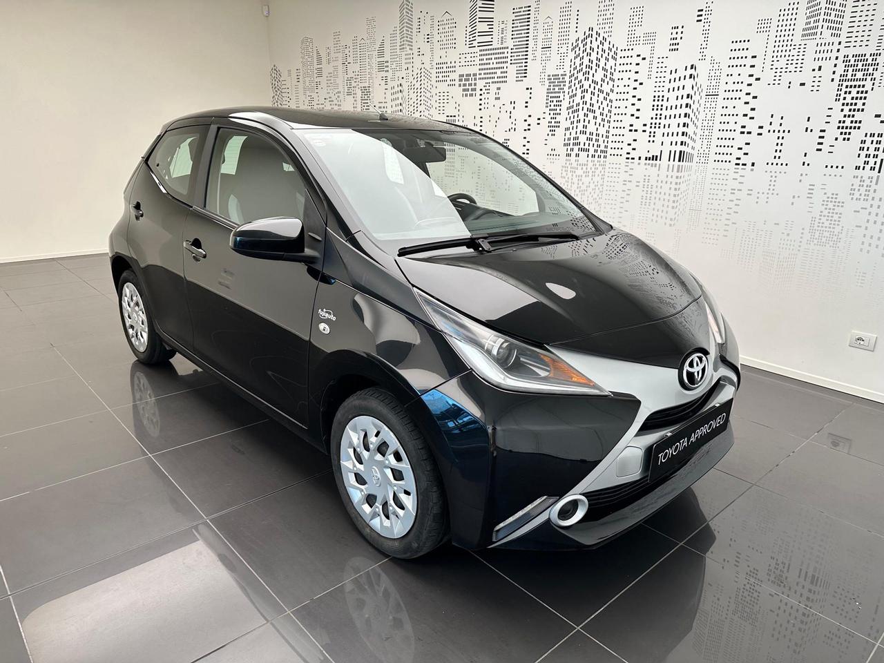 Toyota Aygo 5p 1.0 x-business
