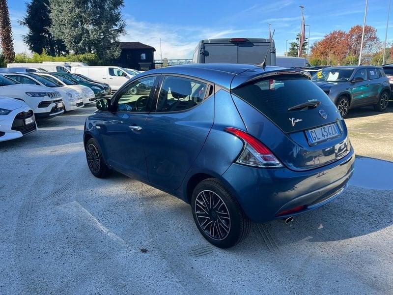 Lancia Ypsilon Ypsilon 1.0 FireFly 5 porte S&S Hybrid Ecochic Gold