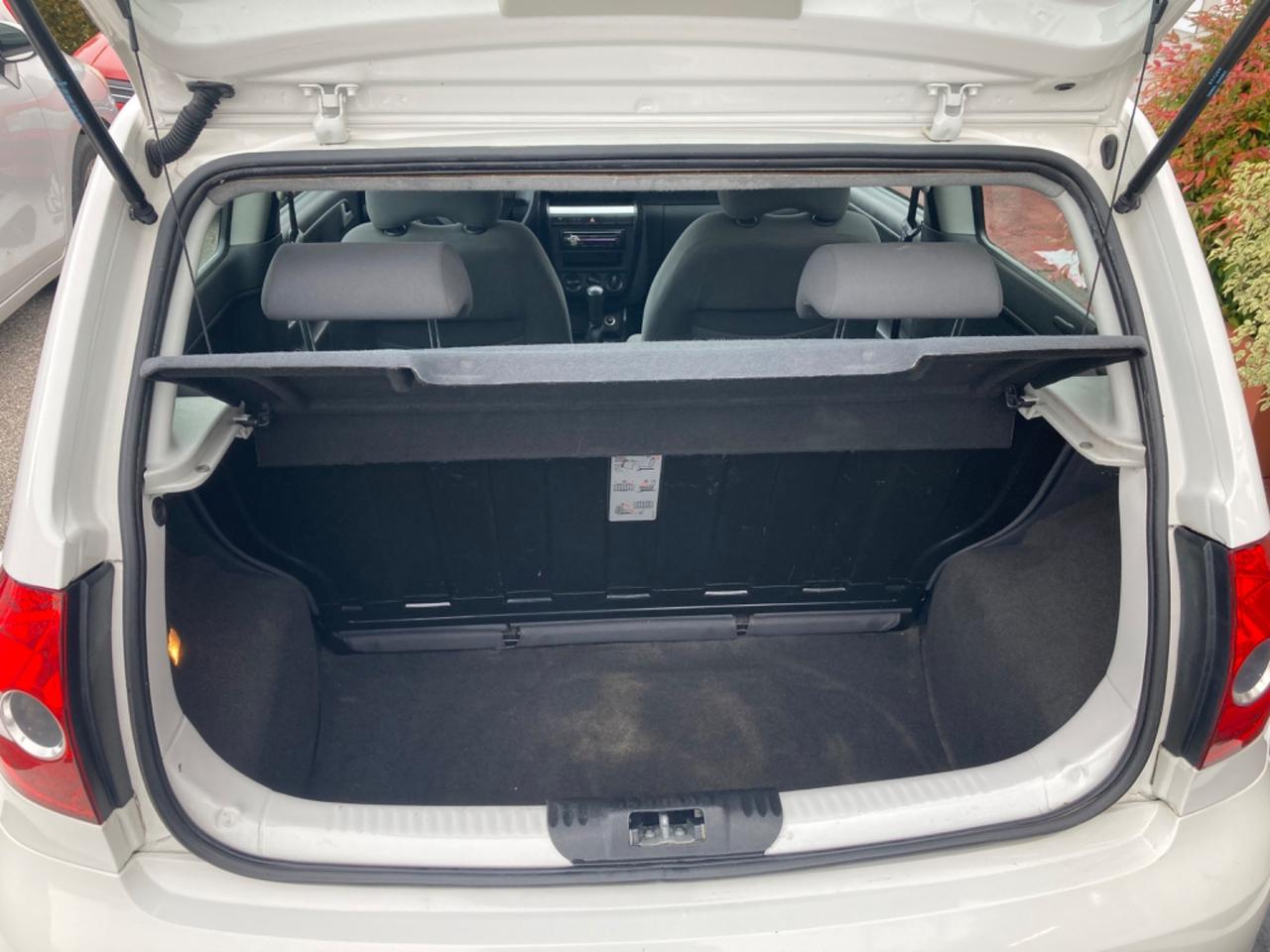 VOLKSWAGEN FOX (KM 130.718) PROPRIETARIO UNICO