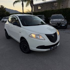 Lancia Ypsilon 0.9 TwinAir 85 CV 5 porte Metano Ecochic Elefantino
