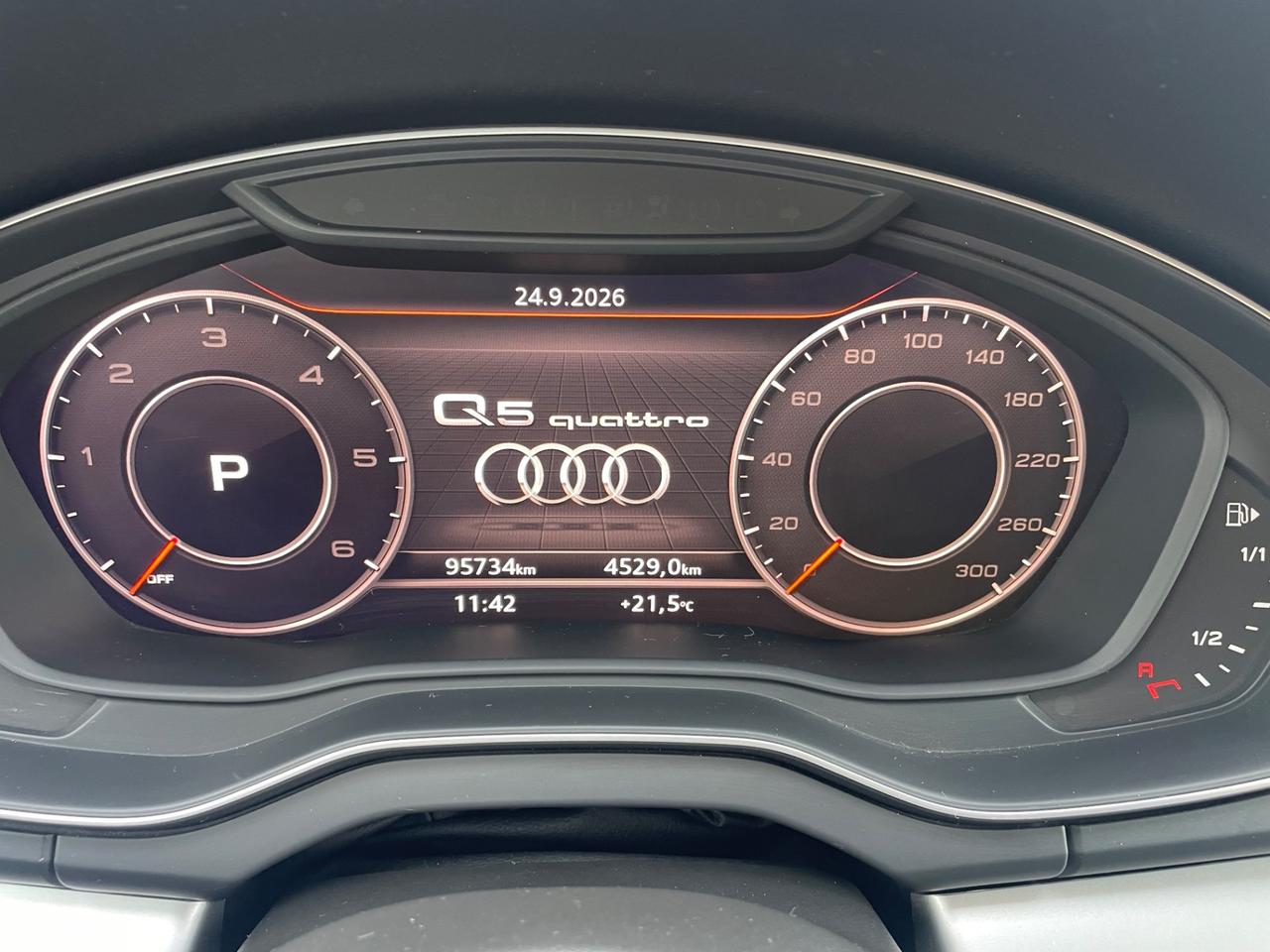 Audi Q5 40 TDI quattro S tronic Design/GARANZIA
