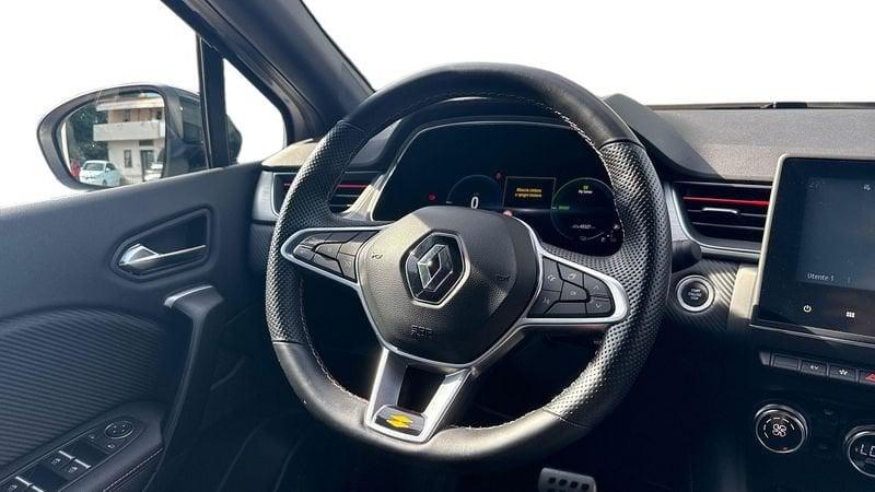 Renault Captur 1.6 E-Tech hybrid RS Line 145cv auto 1.6 E-TECH Hybrid RS Line Auto 145cv
