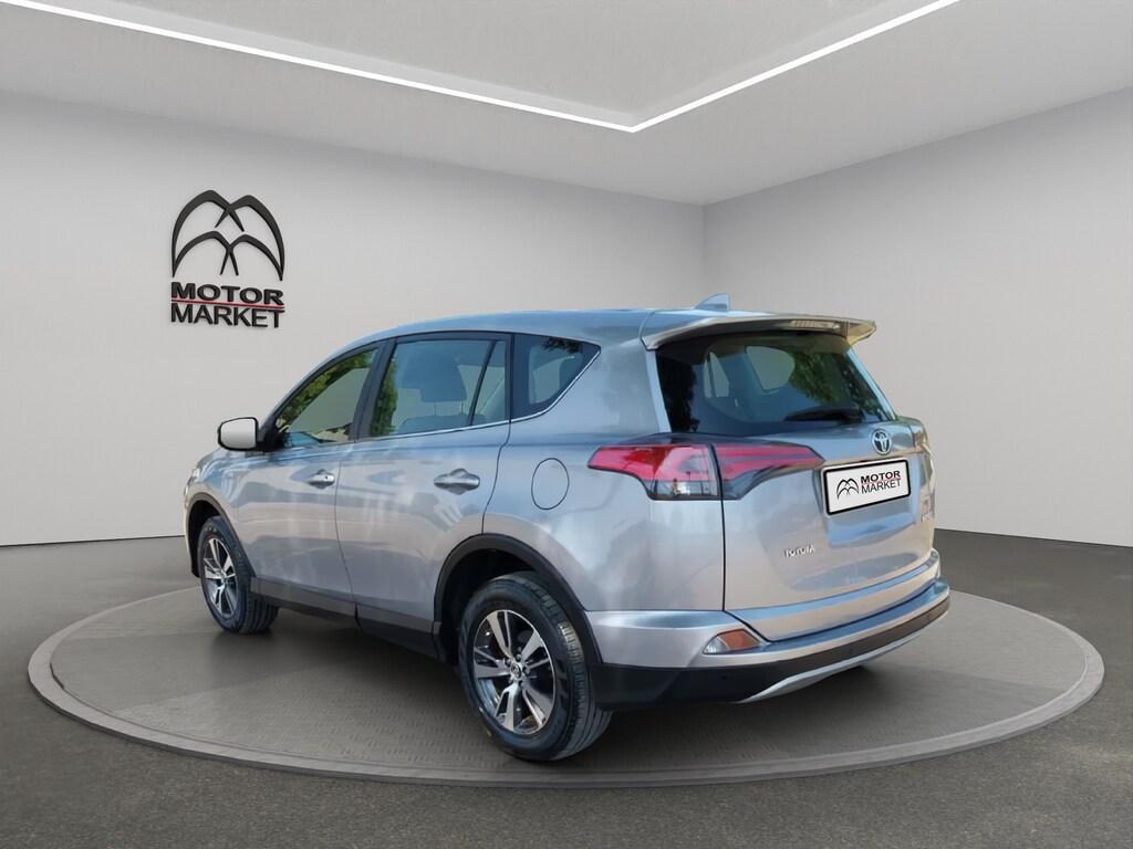 Toyota RAV4 5 Porte 2.0 D-4D Business 2WD MT