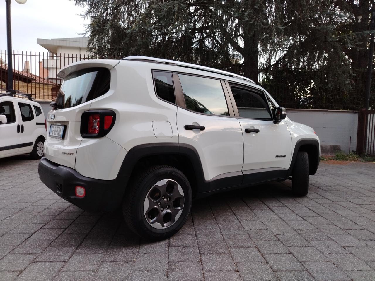 Jeep Renegade 2.0 Mjt 4WD Active Drive Sport
