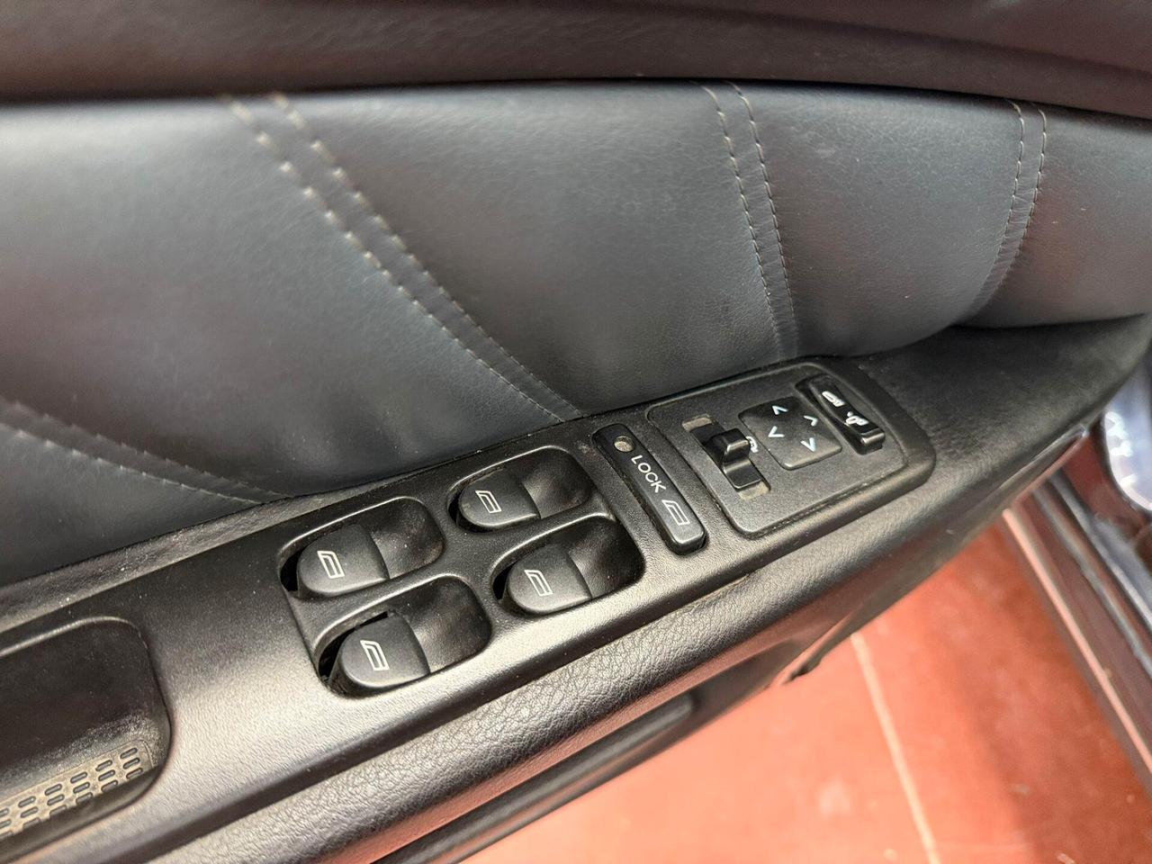 Alfa Romeo 166 2.4 JTD cat Distinctive