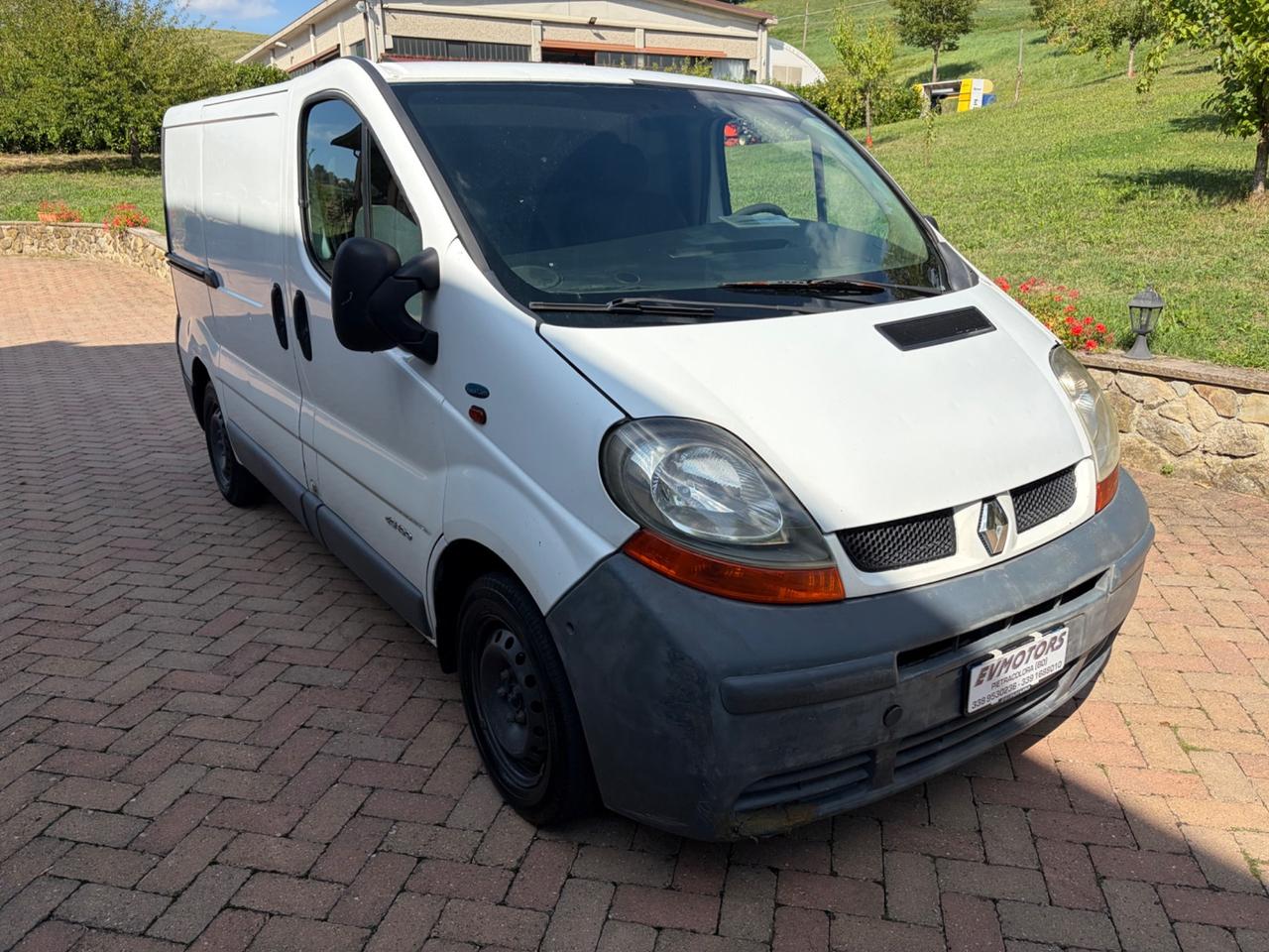 Renault Trafic T27 1.9 dCi/100PC-TN Furg.Confort