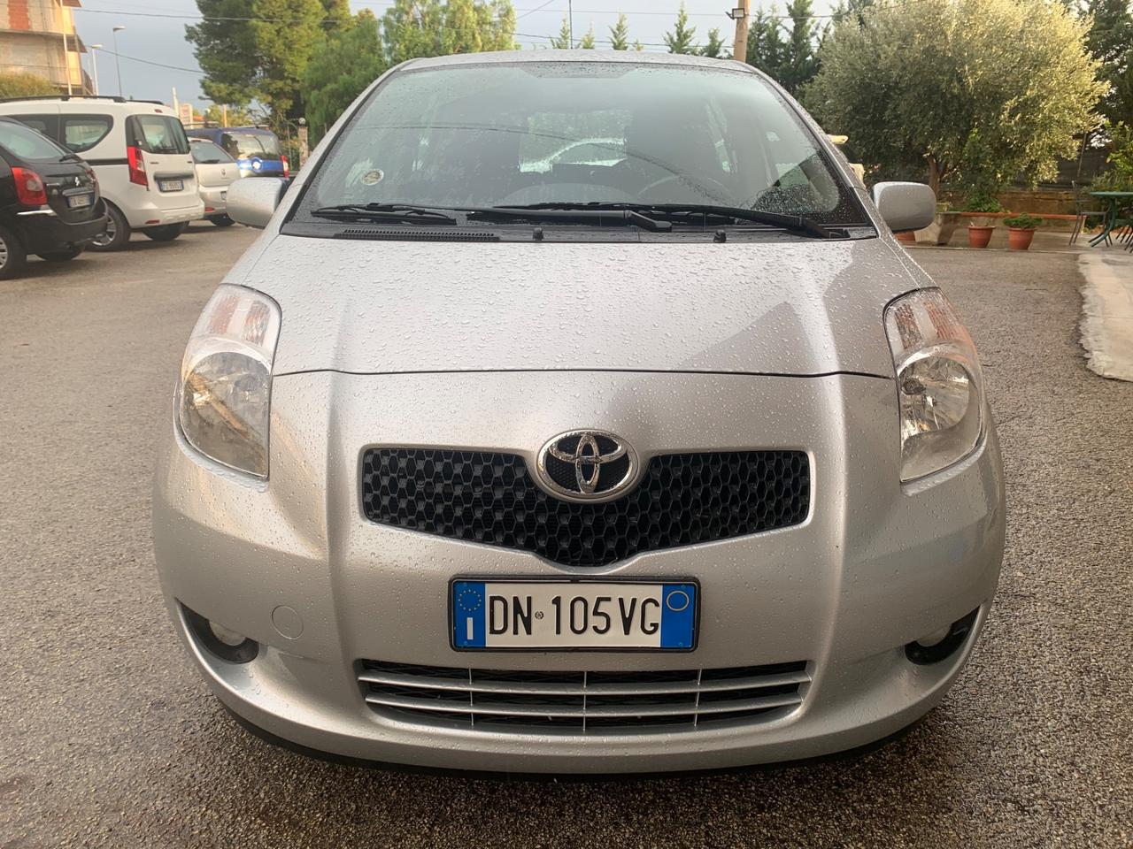 Toyota Yaris Confort