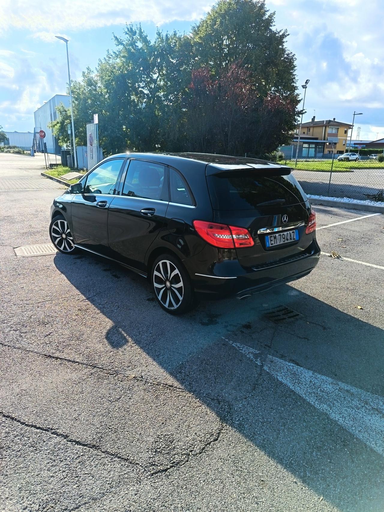 Mercedes-benz B 180 CDI BlueEFFICIENCY Executive