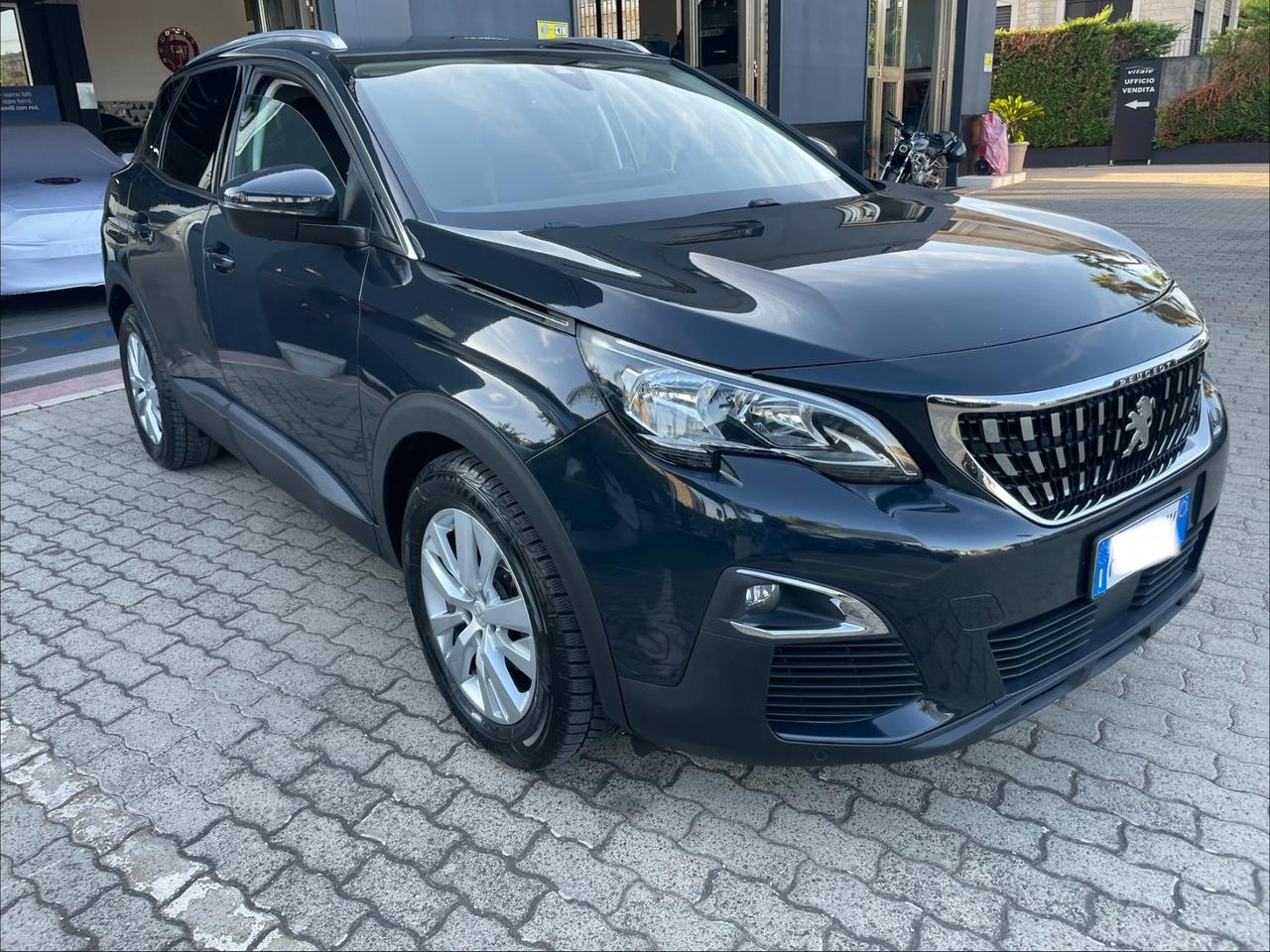 Peugeot 3008 BlueHDi cambio manuale sensori parcheggio ant-vetri privacy