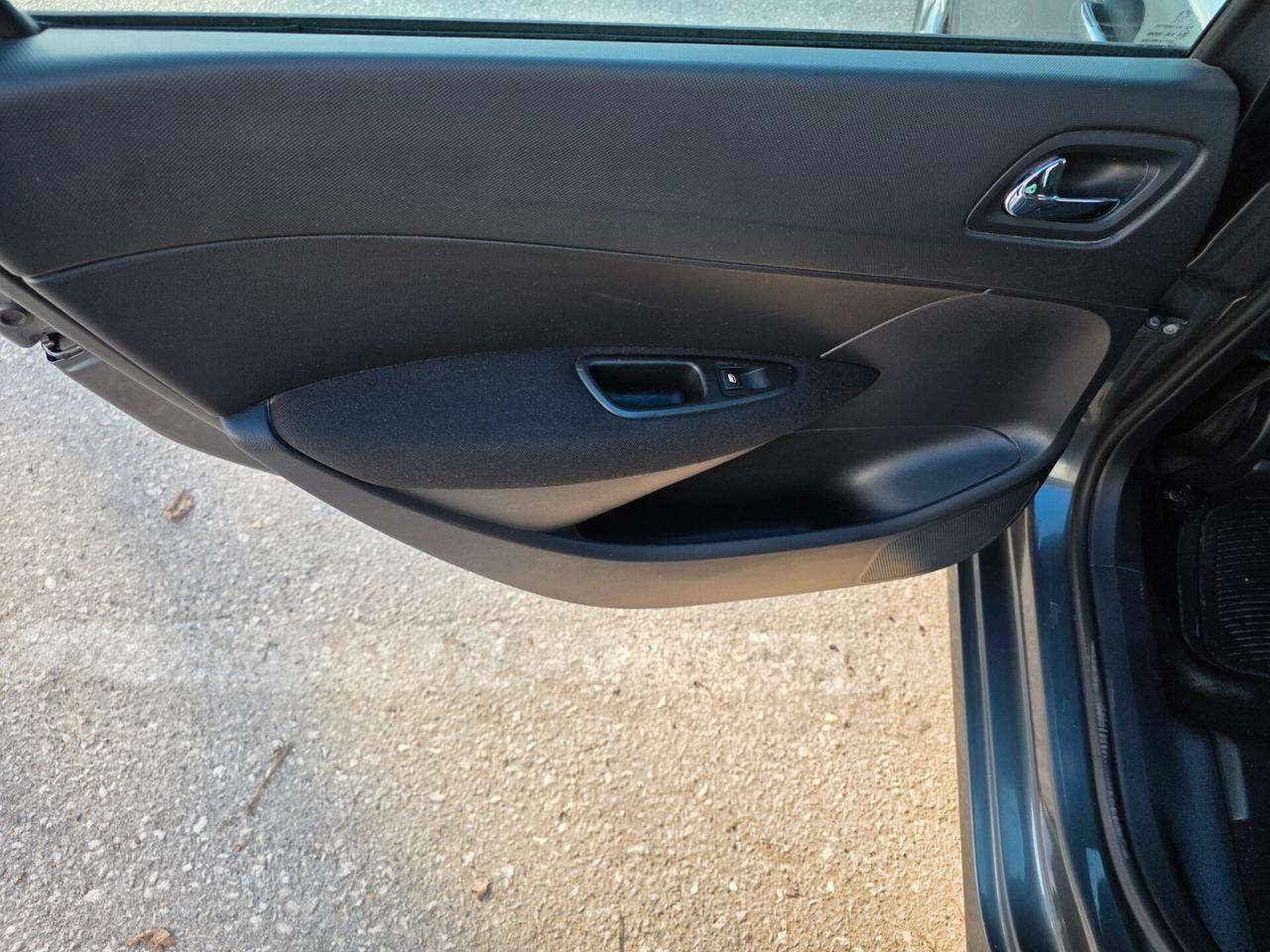 Peugeot 308 1.6 HDi 90CV SW Ciel Premium