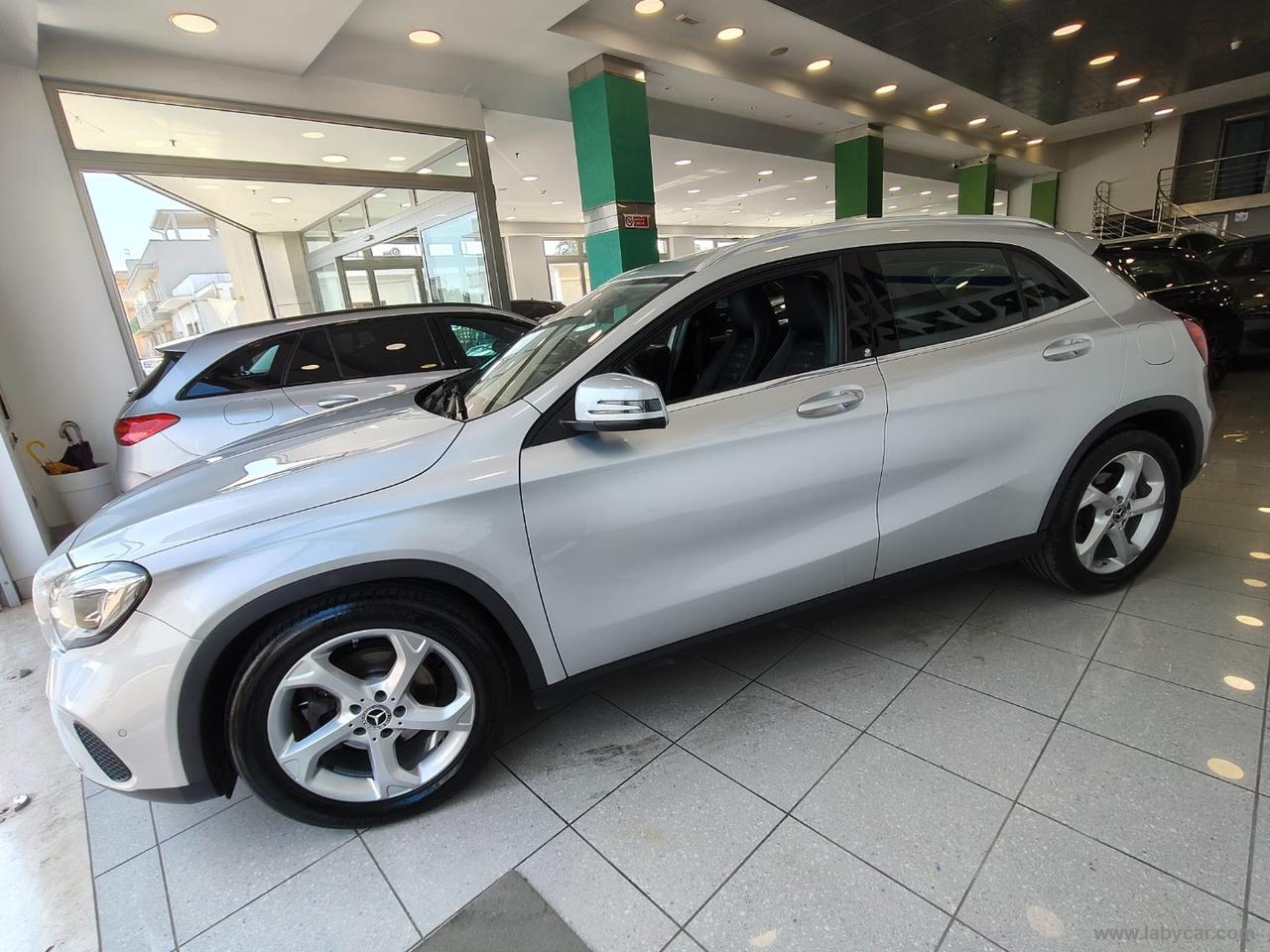 MERCEDES-BENZ GLA 200 d Automatic Sport