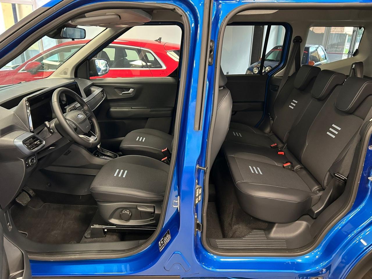 Ford Tourneo Courier 1.0 EcoBoost Powershift Active