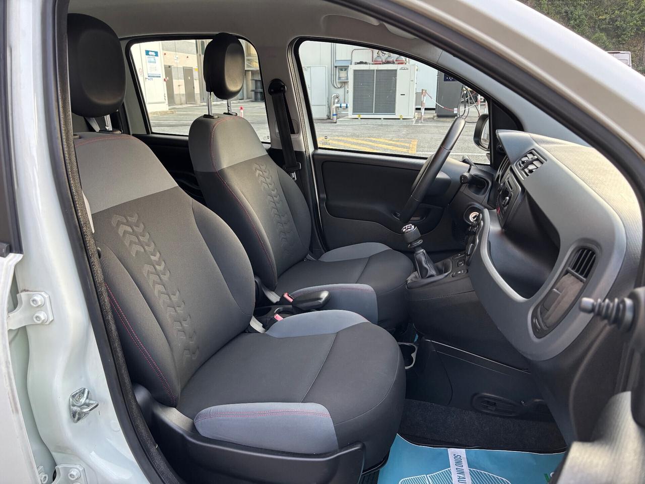 FIAT PANDA 1.2 benzina 5 POSTI EURO 6 NEOPATENTATI